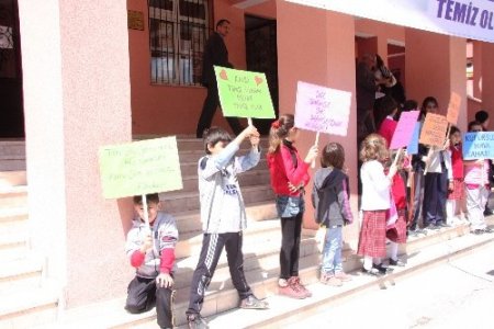 Öğrenciler argoya karşı savaş açtı