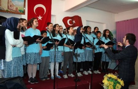 Öğrenciler cezaevinde 'kutlu doğum' etkinliği düzenledi