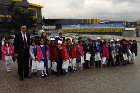 Öğrenciler çöplükte bilinçleniyor