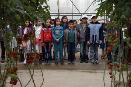 Öğrenciler çöplükte bilinçleniyor