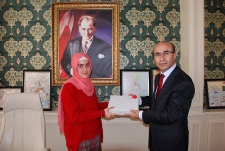 Öğrenciler deprem bilincini resim ve kompozisyonlarla anlattı