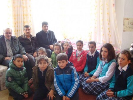 Öğrenciler engellileri ziyaret etti