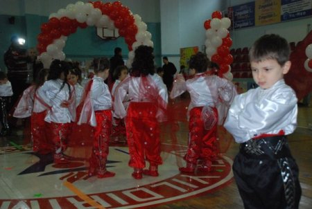 Öğrenciler Hazırladıkları Gösterilerini Sunarak Yarıyıl Tatiline Girdi