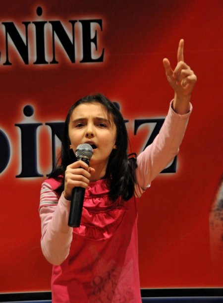 Öğrenciler İstiklal Marşı'nı güzel okumak için yarışacak