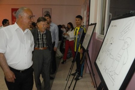 Öğrenciler Nasrettin Hoca’nın fıkralarını karikatür olarak çizdi