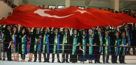 'Öğrenciler Tacize Uğruyor' Dedi Yetkililere Yüklendi