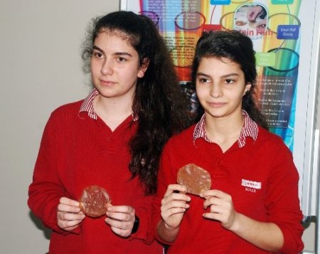 Öğrenciler yenilebilir ambalaj üretti