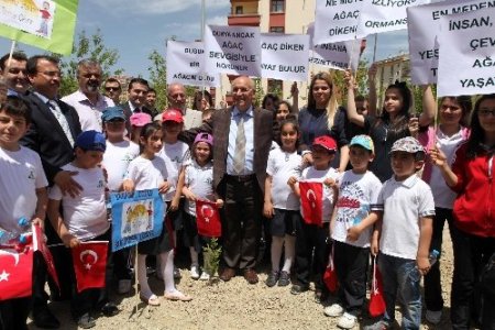 Öğrencilerden Batıkent’e oksijen desteği