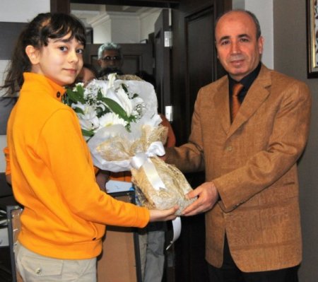 Öğrencilerden Emniyet Müdürü Kahya’ya Ziyaret