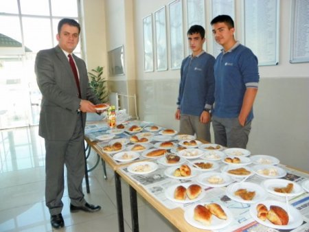 Öğrencilerden kardeş okul için kermes