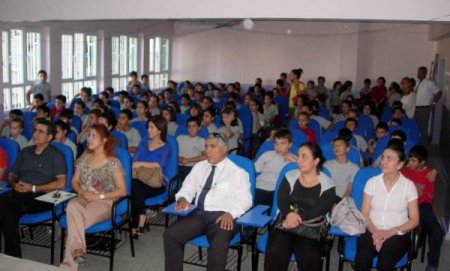 Öğrencilere bilinçli gıda tüketimi konferansı