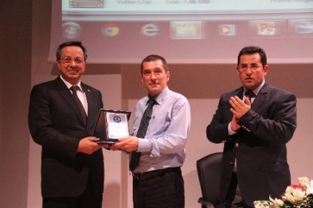 Öğrencilere 'Doğru Tercih ve Kariyer' paneli