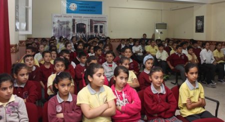 Öğrencilere engellilere ‘doğru yaklaşım’ eğitimi verildi