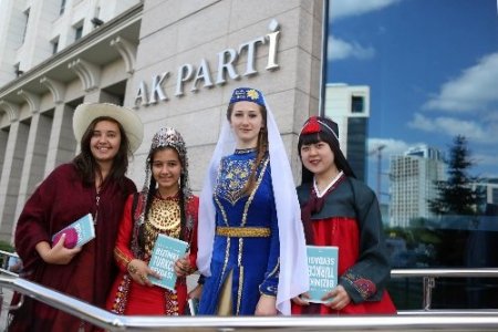 Öğrencilerin Ankara'daki ziyaretleri sürüyor