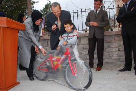 Öğrencilerin dilekleri Kadınlar Lokali’nde hayata geçiyor