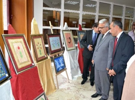 Öğrencilerin ebru sergisiyle Afrika’da su kuyusu açılacak