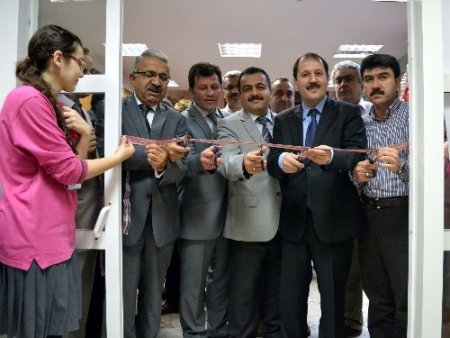 Öğrencilerin ebru sergisiyle Afrika’da su kuyusu açılacak