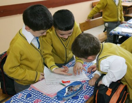Öğrencilerin Karne Heyecanı