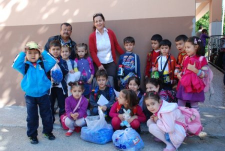 Öğrencilerin topladığı kapaklar engellilere umut oldu