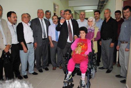 Öğrencilerin Topladığı Mavi Kapaklar, 42 Engelliye Tekerlekli Sandalye Oldu