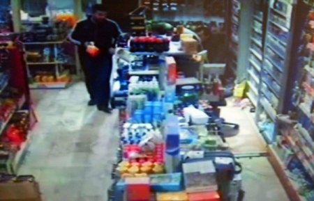 Öğretmen Oğlunun Kimliğini Kullanan Hırsızlık Şebekesi Lideri Yakalandı