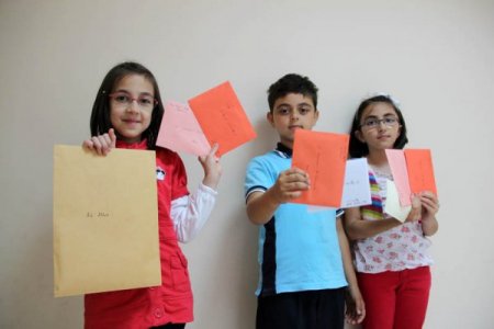 Öğretmenler Yaz Boyunca Öğrencileriyle Mektuplaşacak