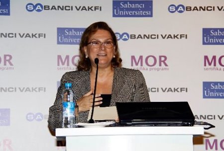 Öğretmenleri Bilinçlendirmeyi Hedefleyen Mor Sertifika Başladı