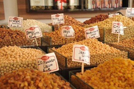 Öğün aralarında tüketilen leblebi açlığı bastırıyor, kilo alımını engelliyor