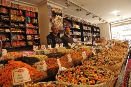 Öğün aralarında tüketilen leblebi açlığı bastırıyor, kilo alımını engelliyor