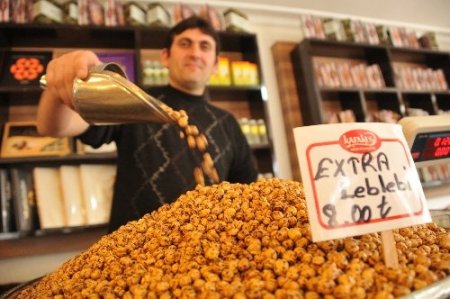 Öğün aralarında tüketilen leblebi açlığı bastırıyor, kilo alımını engelliyor