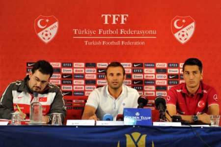 Okan Buruk: Grup birincisi olmak istiyoruz