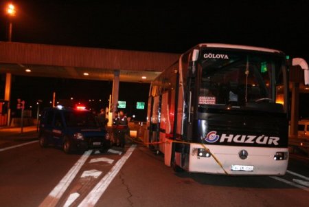Okul Harçlığı İçin Pişmaniye Satarken Otobüsün Altında Kaldı