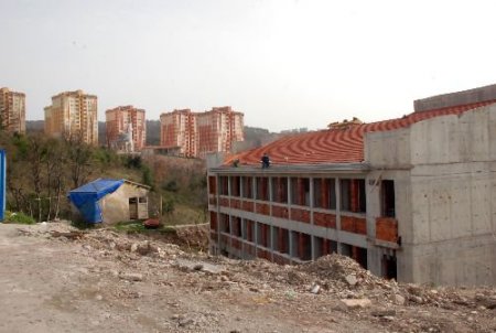 Okul İçin Köprü Yapılmazsa Öğrenciler 2,5 Kilometre Yol Yürüyecek