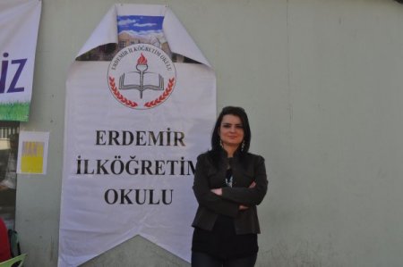 Okul İhtiyaçları İçin Kermes Düzenlediler