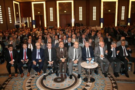 Okul müdürlerine eğitim paneli