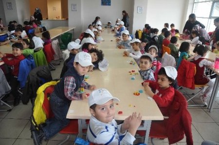Okul öncesi çocukları hünerlerini sergiledi