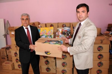 Okul öncesi eğitim kurumlarına kitap ve oyuncak desteği