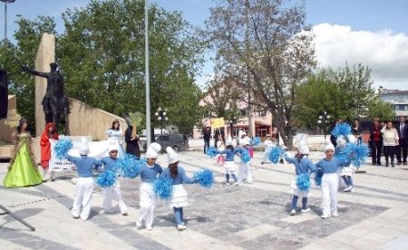 Okul öncesi eğitim şenlikleri başladı