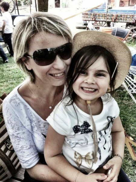 Okul önünde silahlı gasp