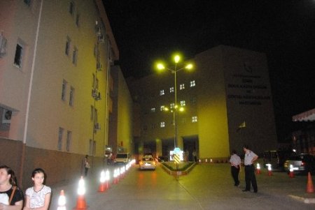 Okulda tavuklu pilav yiyen 55 kişi zehirlendi