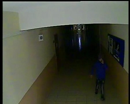 Okuldan hırsızlık kamerada