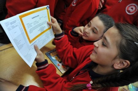 Okullarda karne heyecanı