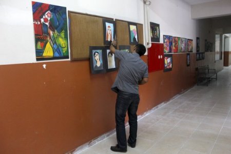 Okulların temizliğini denetimli hükümlüler yapıyor (Özel)