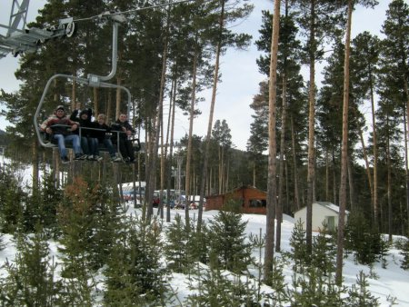 Okuma Salonu öğrencileri Bayraktepe Kayak Merkezi'nde