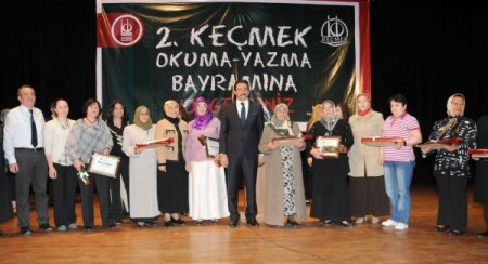 Okuma Yazma Öğrenen 411 Kursiyer Sertifikalarını Aldı