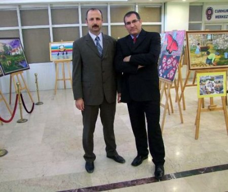 Olay Yeri İnceleme Ekipleri, Streslerini Resim Yaparak Atıyor
