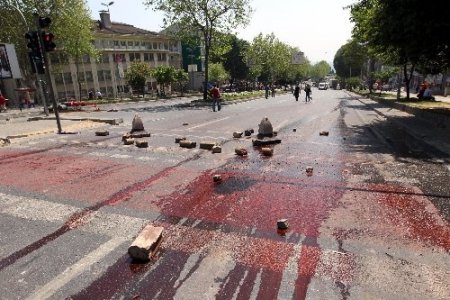 Olaylı 1 Mayıs'tan Cihan objektiflerine yansıyanlar