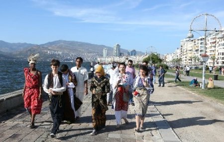 Olimpiyat çocukları, İzmir'in altını üstüne getirdi