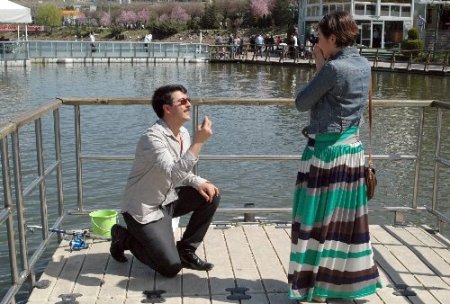 Oltanın ucundan evlilik teklifi çıktı