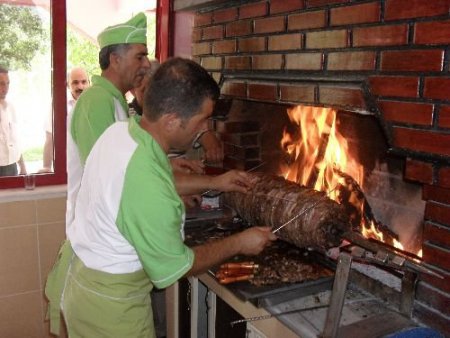 Oltu Cağ Kebabı Lezzet Uzmanlarından Tam Not Aldı